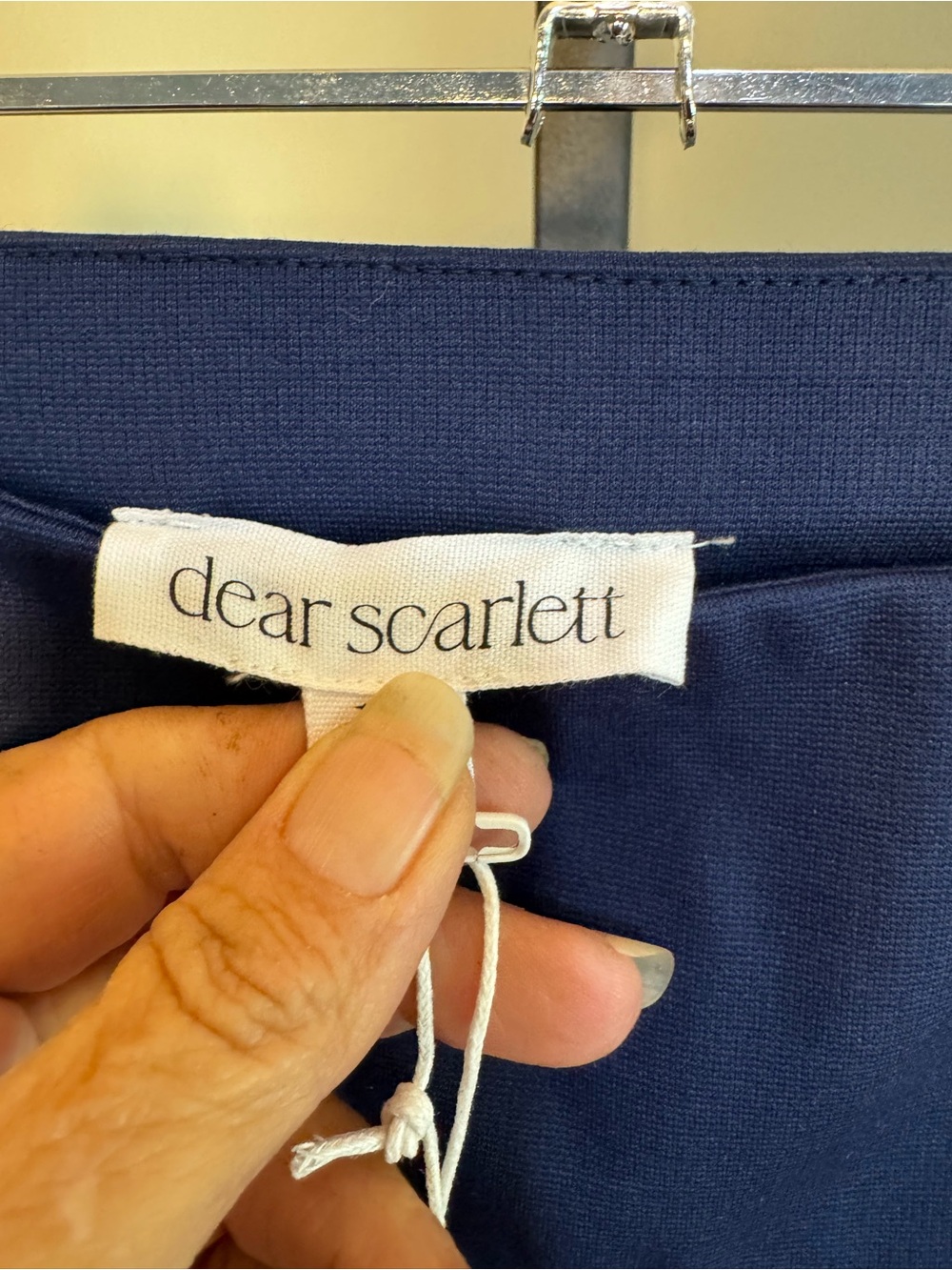 NWT Dear Scarlett Magic Skinny Pants Navy - Picture 3 of 5
